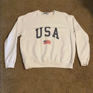 White USA crewneck